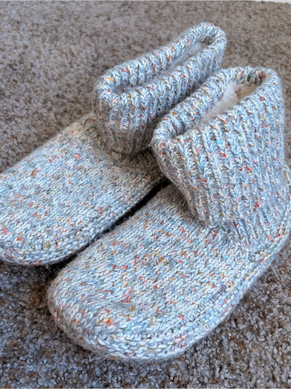 Bombas Cream Knit Speckled Womens Gripper Slipper Boots